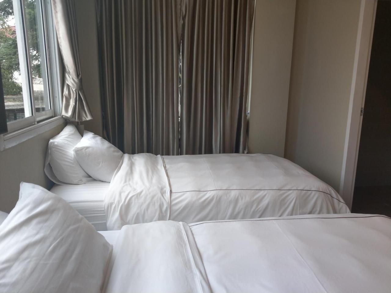 Warila Hotel Samut Prakan Ngoại thất bức ảnh