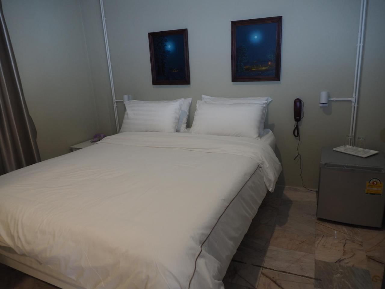 Warila Hotel Samut Prakan Ngoại thất bức ảnh